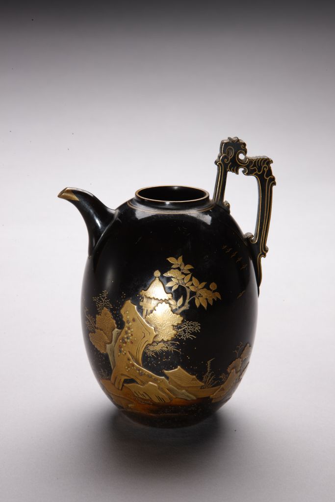 图片[1]-Black-painted gold-painted pavilion pot-China Archive